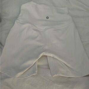 Lululemon Align High-Rise Short 6" size 4 white never worn